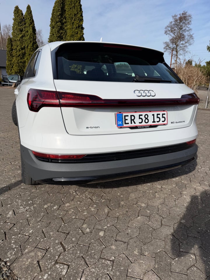 Audi e-tron 50 quattro 5d