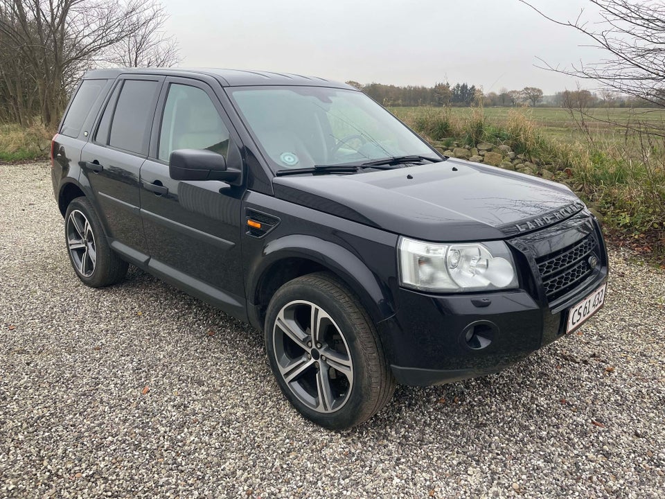 Land Rover Freelander 2 2,2 TD4 S aut. 5d