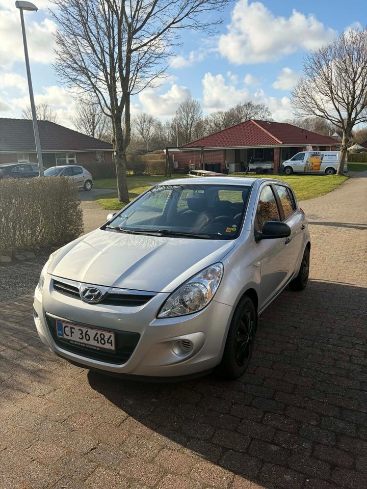 Hyundai i20 1,25 Classic 5d