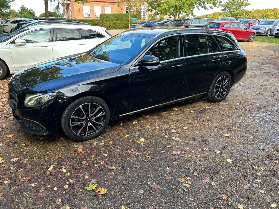Mercedes E220 d 2,0 Avantgarde stc. aut. 5d