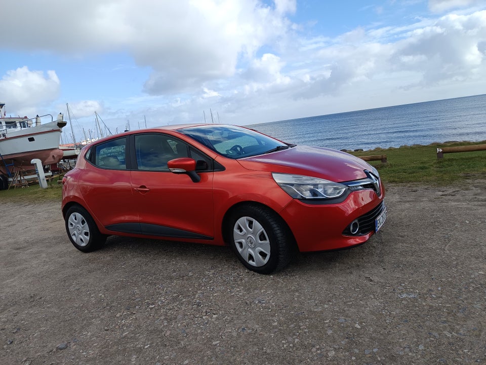 Renault Clio IV 1,5 dCi 75 Expression 5d