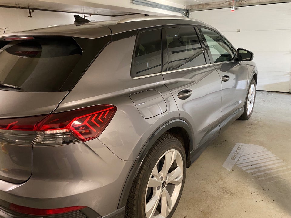 Audi Q4 e-tron 40 Advanced 5d