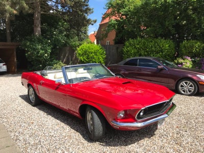 Ford Mustang 4,9 V8 Convertible aut. 2d