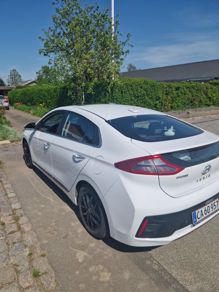 Hyundai Ioniq EV Premium 5d