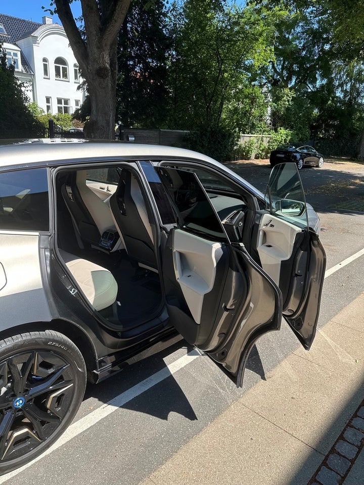 BMW iX M60 xDrive 5d