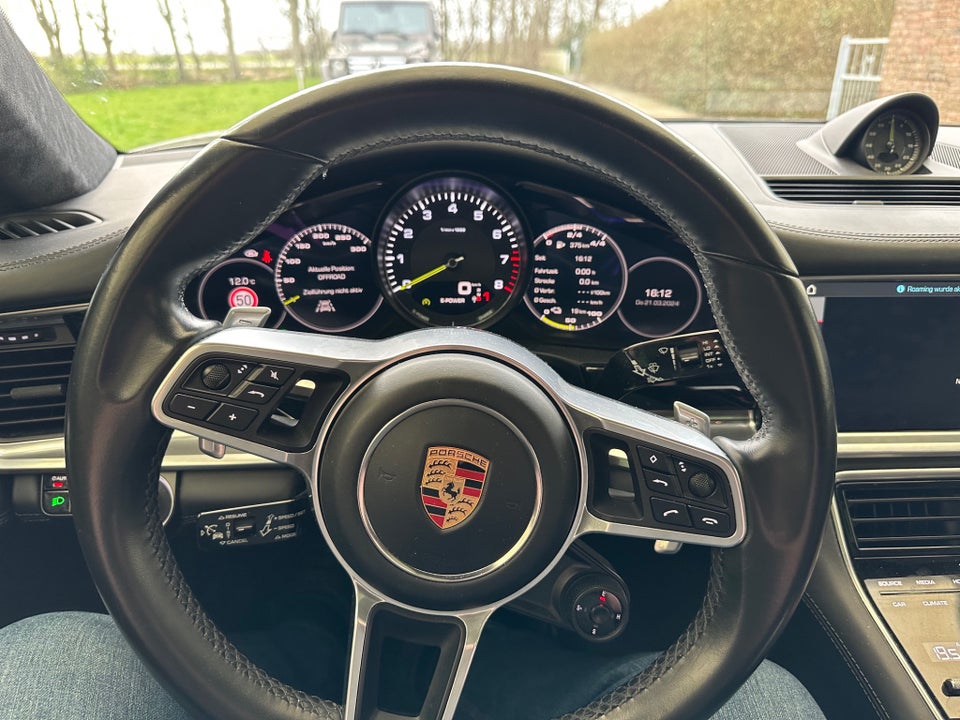 Porsche Panamera 4 2,9 E-Hybrid PDK 5d