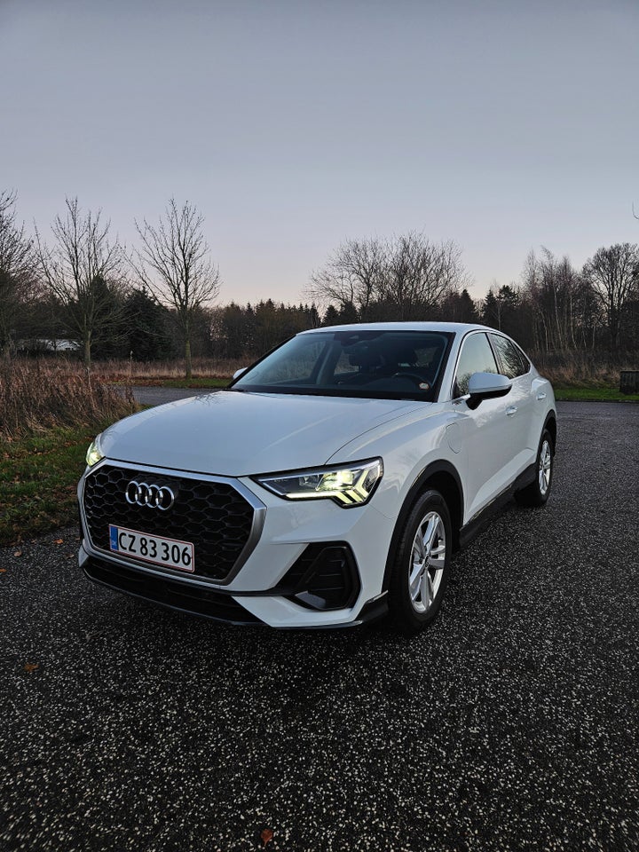 Audi Q3 45 TFSi e Attitude plus Sportback S-tr. 5d