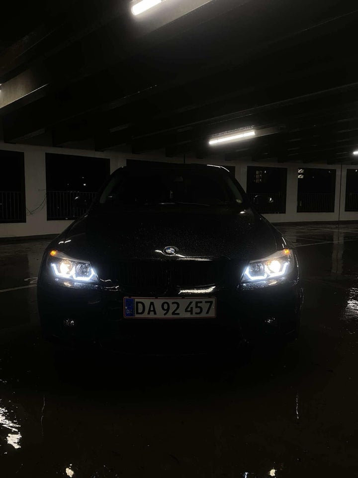 BMW 320i 2,0  4d