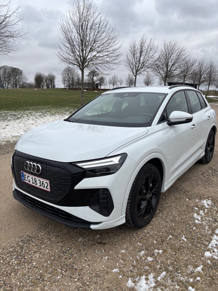 Audi Q4 e-tron 45 Progress 5d