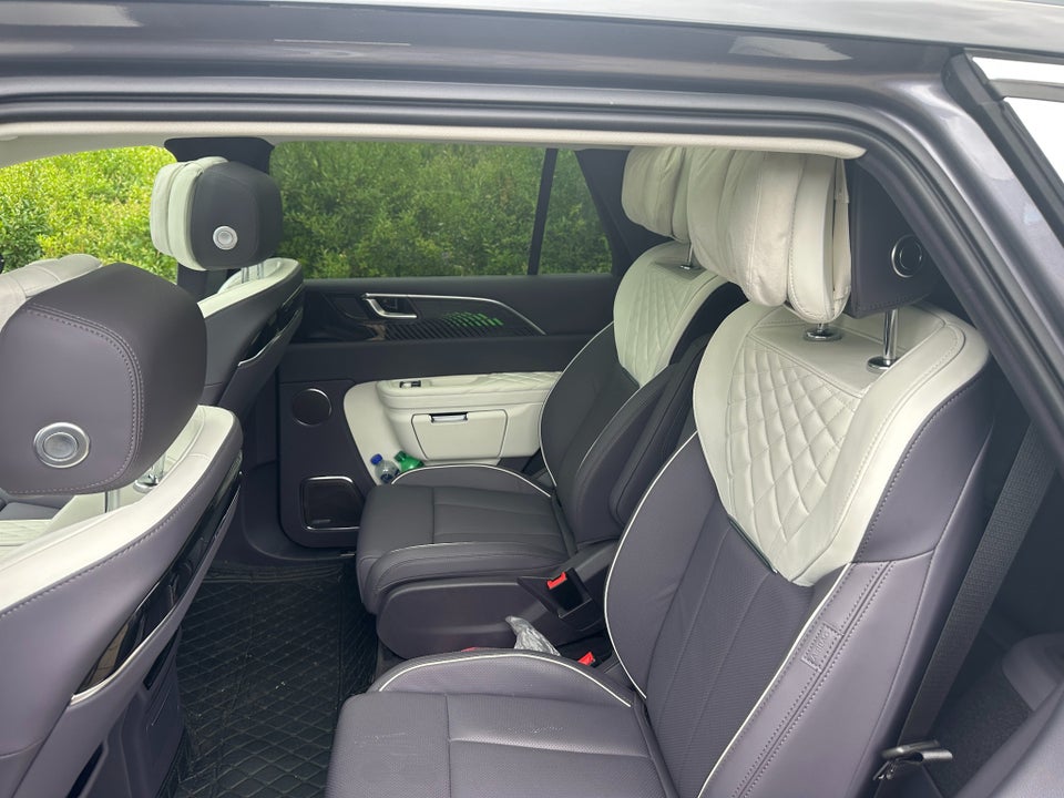 Hongqi E-HS9 99 Exclusive 5d