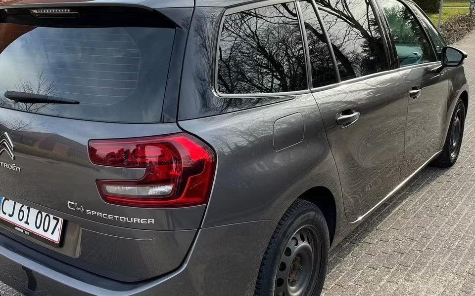 Citroën Grand C4 SpaceTourer 1,2 PureTech 130 Platinum 7prs 5d