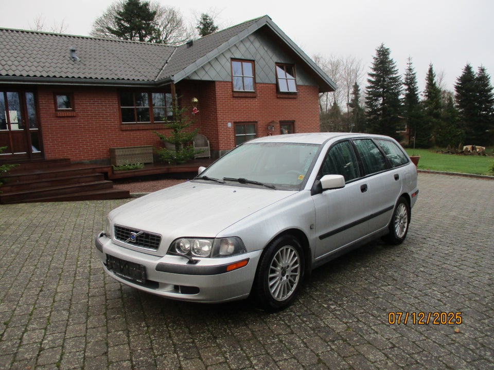 Volvo V40 1,8 Jubilæum 5d