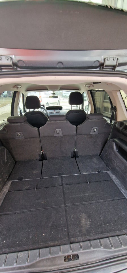 Citroën Grand C4 Picasso 1,6 HDi 112 Seduction E6G 7prs 5d