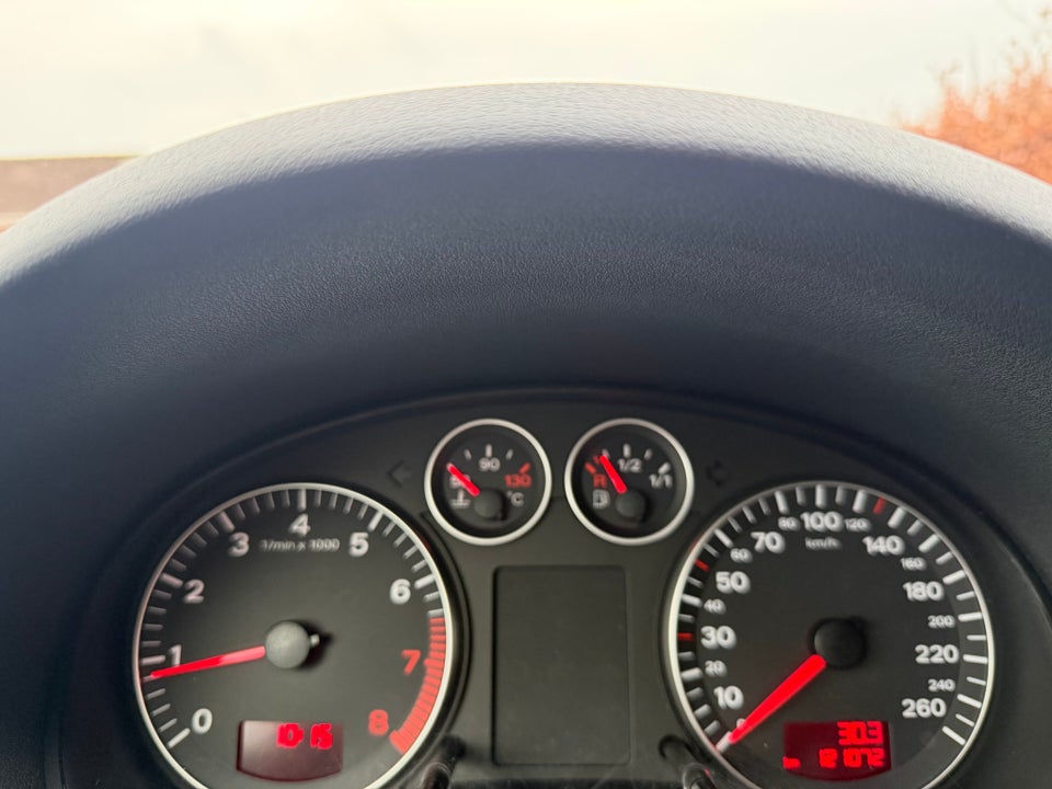 Audi A3 1,6 Ambiente Sportback 5d