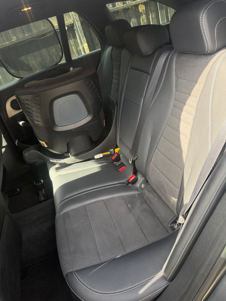 Mercedes E350 d 3,0 AMG Line stc. aut. 5d