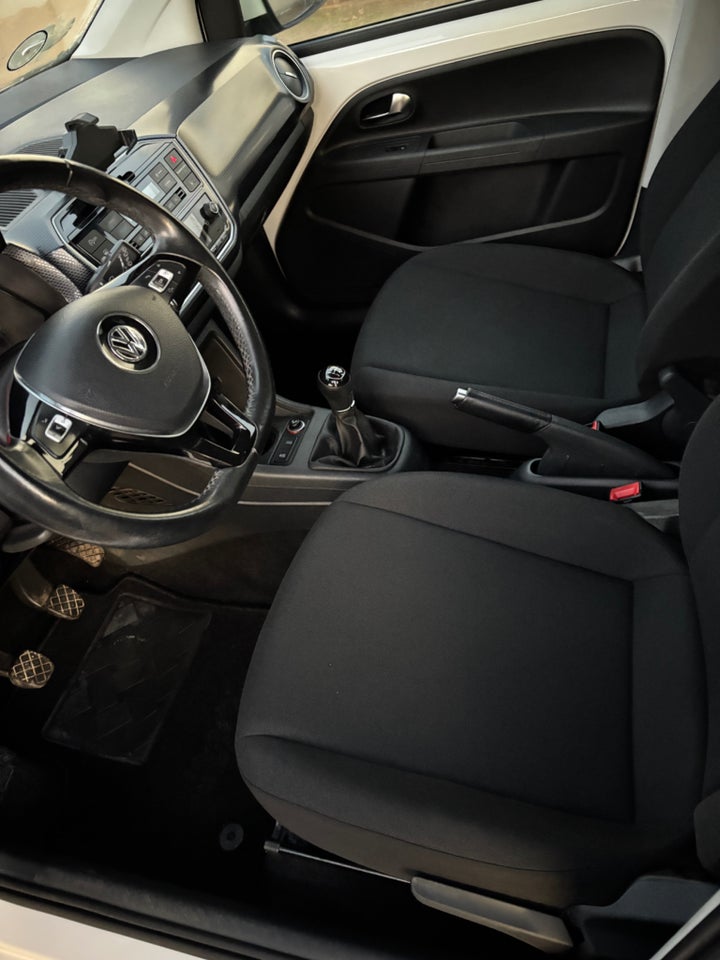 VW Up! 1,0 MPi 60 Move BMT 5d