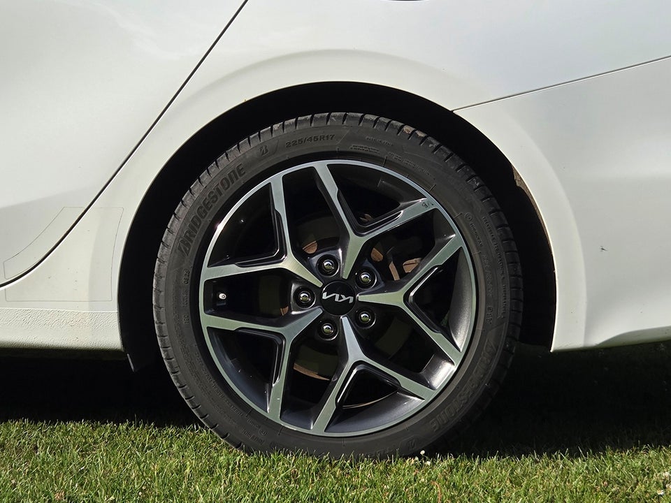 Kia Ceed 1,6 PHEV Upgrade SW DCT 5d