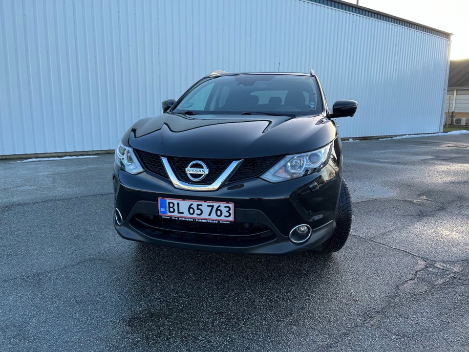 Nissan Qashqai 1,6 Dig-T 163 N-Connecta 5d