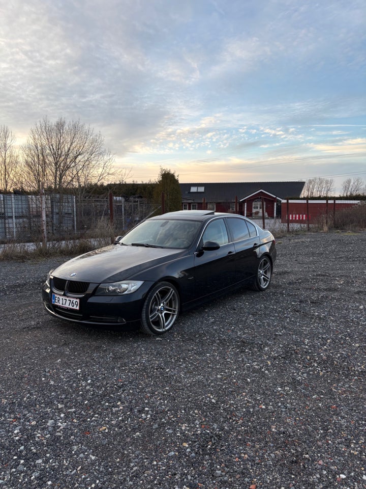 BMW 330i 3,0 aut. 4d
