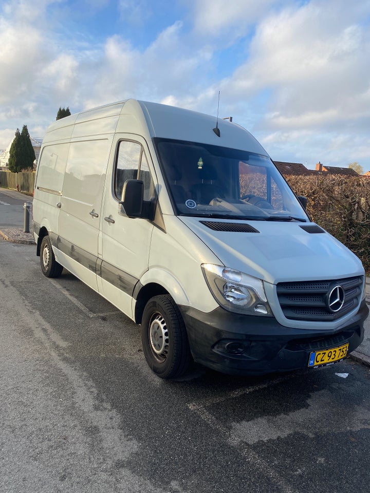 Mercedes Sprinter 211 2,2 CDi R1 Kassevogn 5d