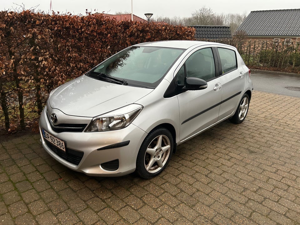 Toyota Yaris 1,3 VVT-i T2 Touch 5d