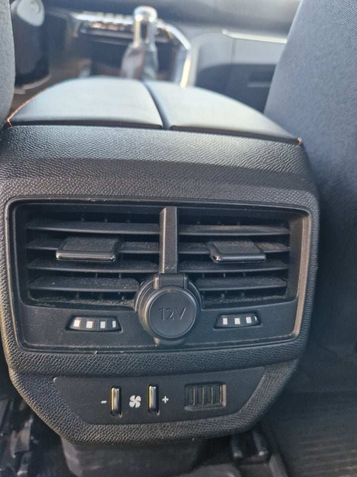 Peugeot 5008 1,2 PureTech 130 Allure 7prs 5d