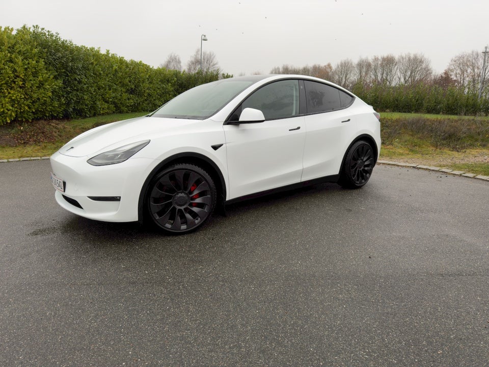 Tesla Model Y Performance AWD 5d
