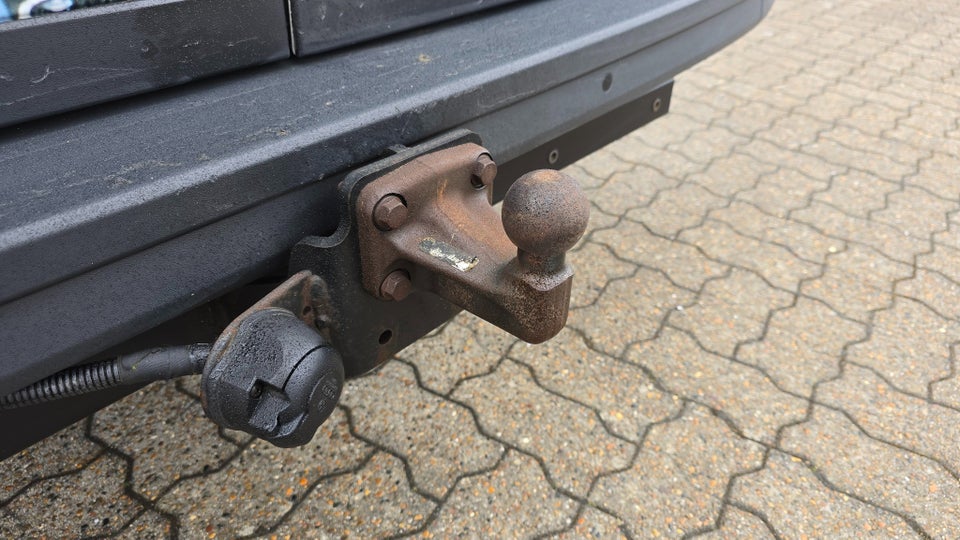 VW Crafter 35 2,0 TDi 177 Kassevogn L3H3 aut.