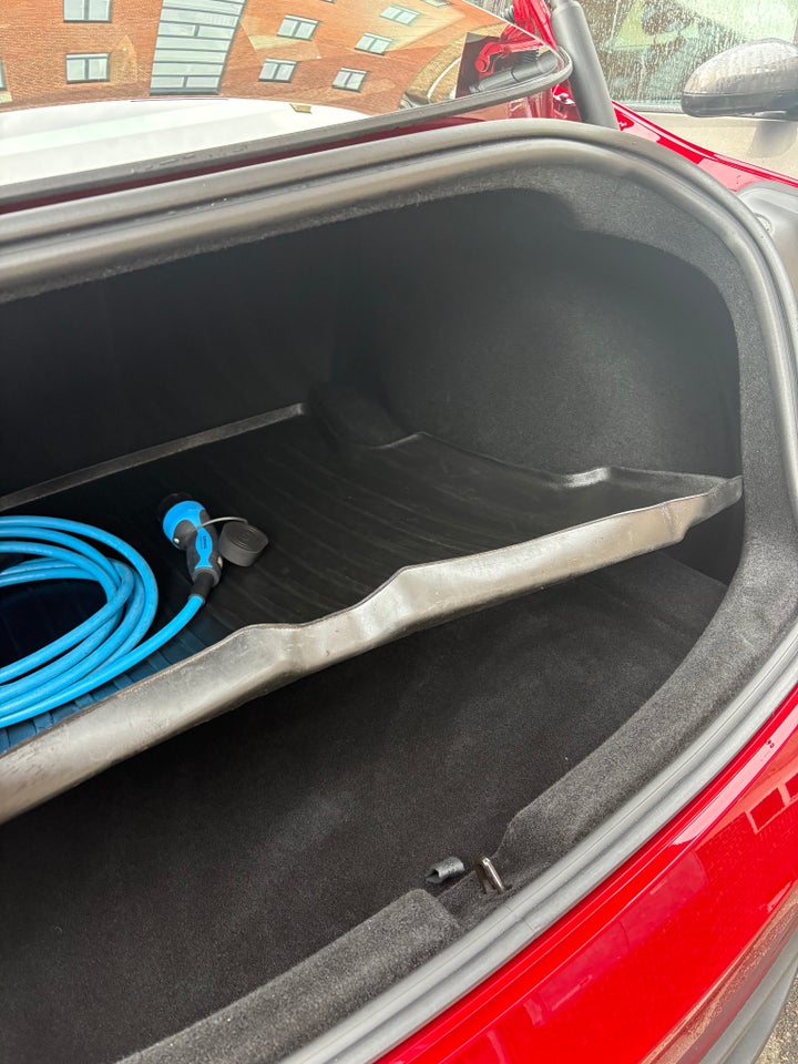 Tesla Model 3 RWD 4d