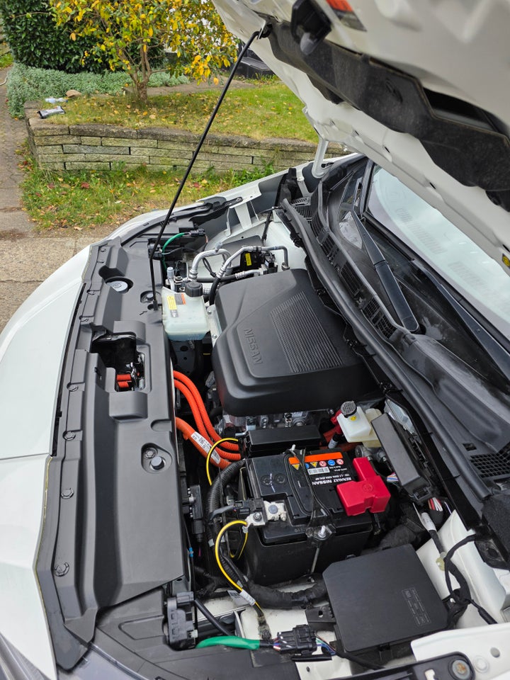 Nissan Leaf 40 N-Connecta 5d