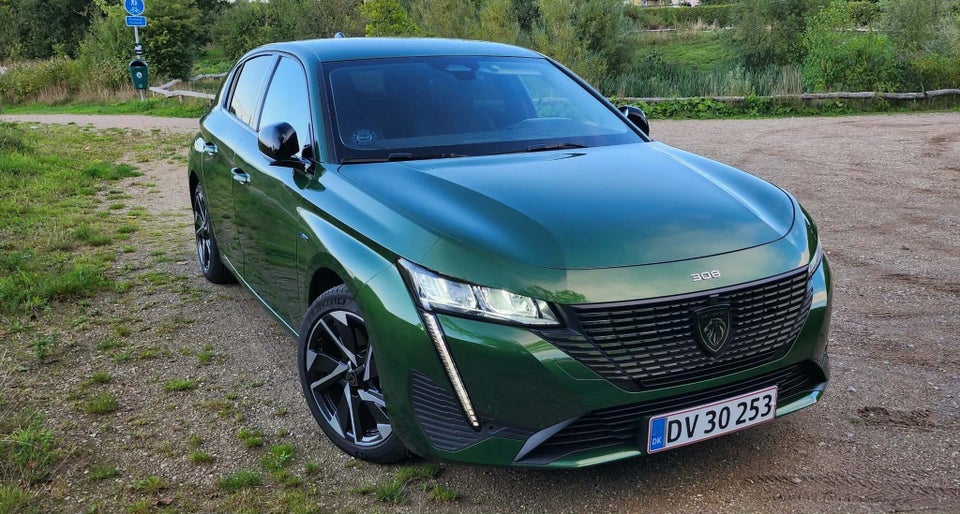 Peugeot 308 1,6 Hybrid First Selection+ EAT8 5d
