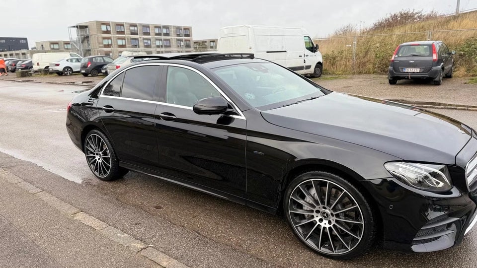 Mercedes E300 de 2,0 AMG Line aut. 4d