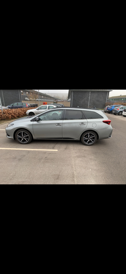 Toyota Auris 1,2 T Selected Touring Sports 5d