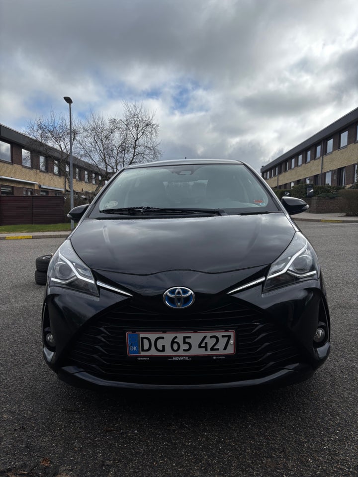 Toyota Yaris 1,5 Hybrid H1 e-CVT 5d