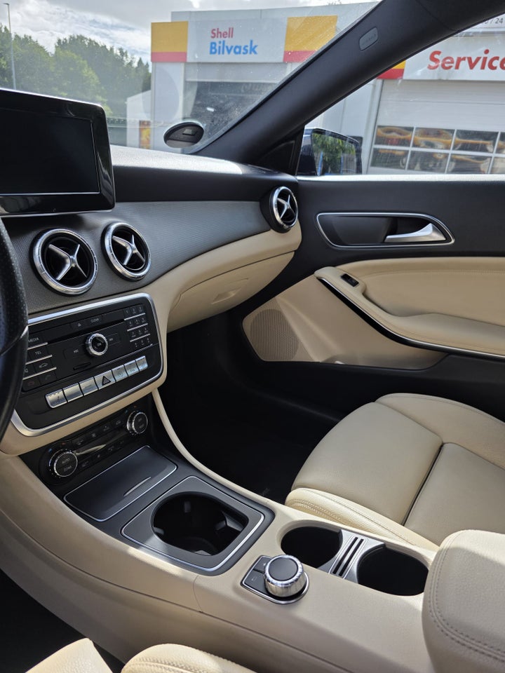 Mercedes CLA200 1,6 AMG Line Coupé 4d