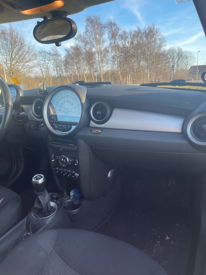 MINI Cooper 1,6 aut. 3d