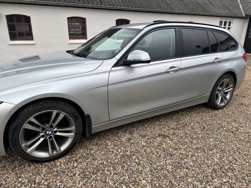 BMW 318d 2,0 Touring aut. 5d