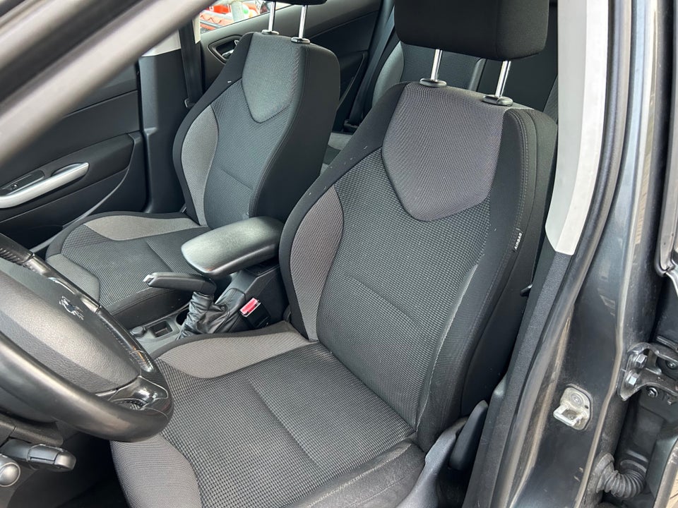 Peugeot 308 1,6 THP 156 Sportium 5d