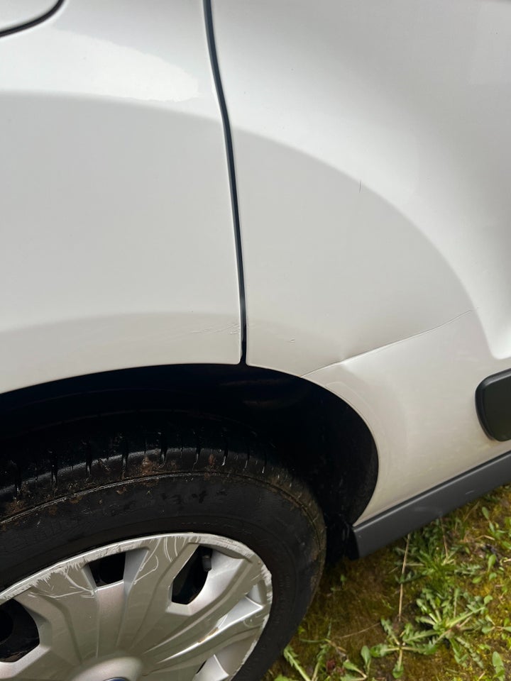 Ford Transit Connect 1,5 TDCi 100 Trend kort