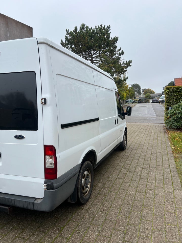 Ford Transit 300M Van 2,2 TDCi 115 Ambiente