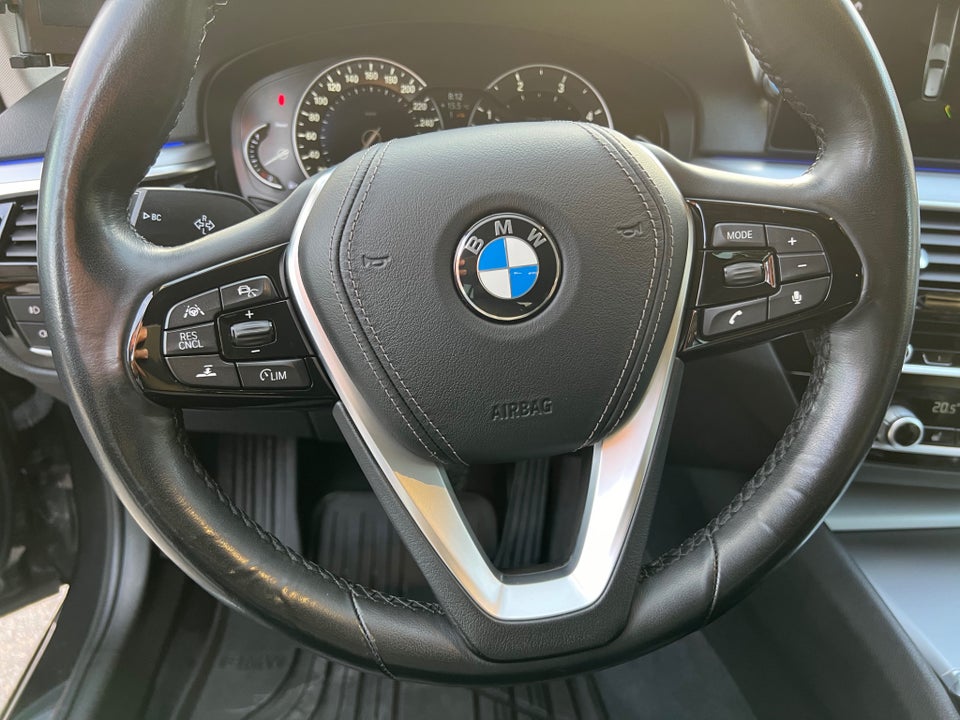 BMW 520d 2,0 Touring Business aut. 5d