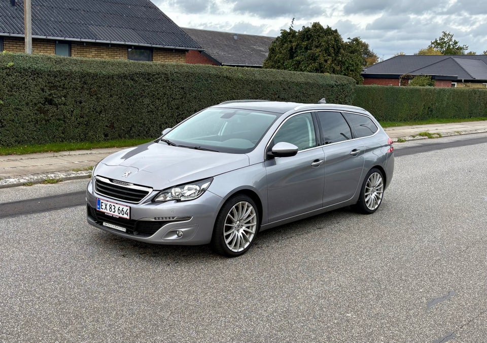 Peugeot 308 1,6 BlueHDi 120 Allure Sky SW EAT6 5d
