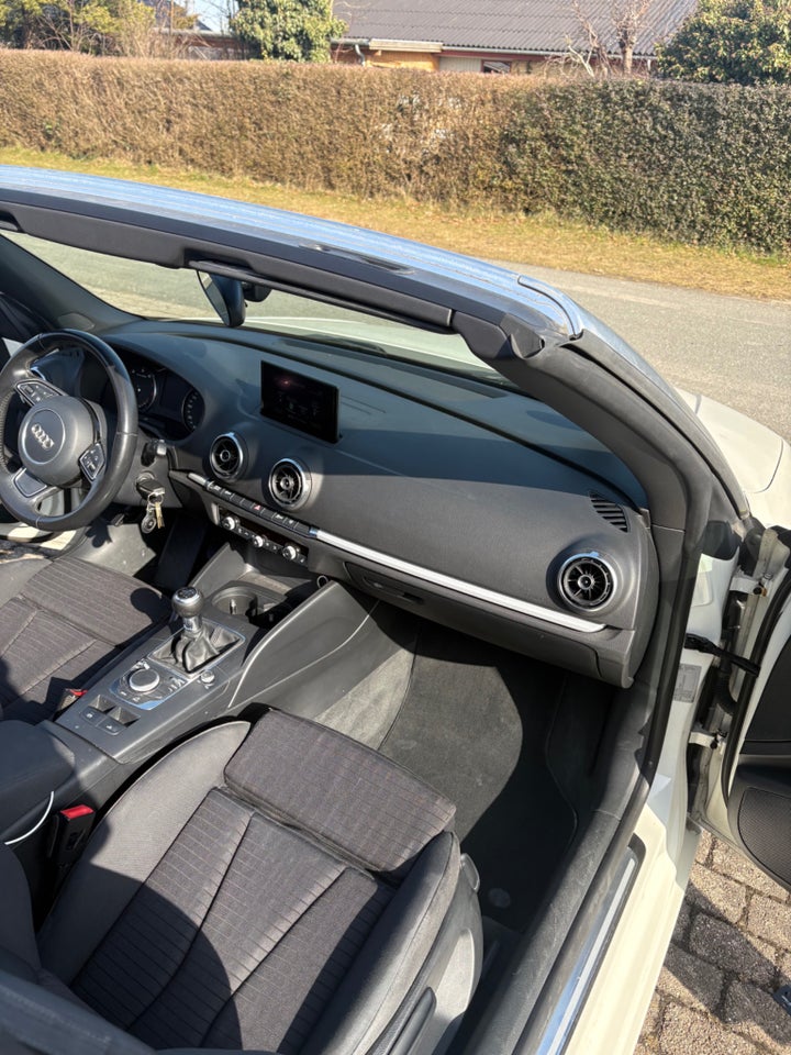 Audi A3 1,4 TFSi 125 Ambiente Cabriolet 2d