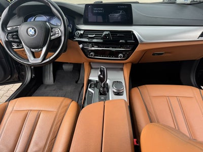 BMW 520d 2,0 Luxury Line aut. 4d