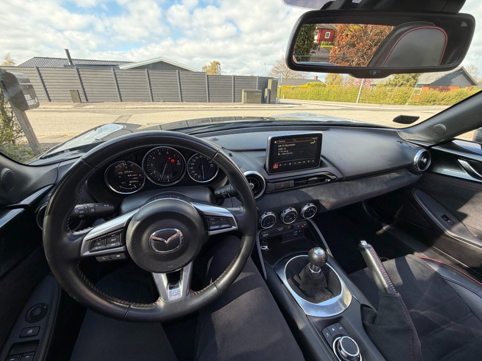 Mazda MX-5 2,0 SkyActiv-G 160 RF Sport 2d