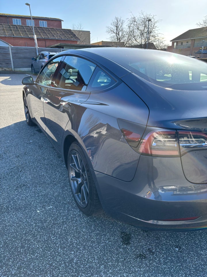 Tesla Model 3 Long Range AWD 4d