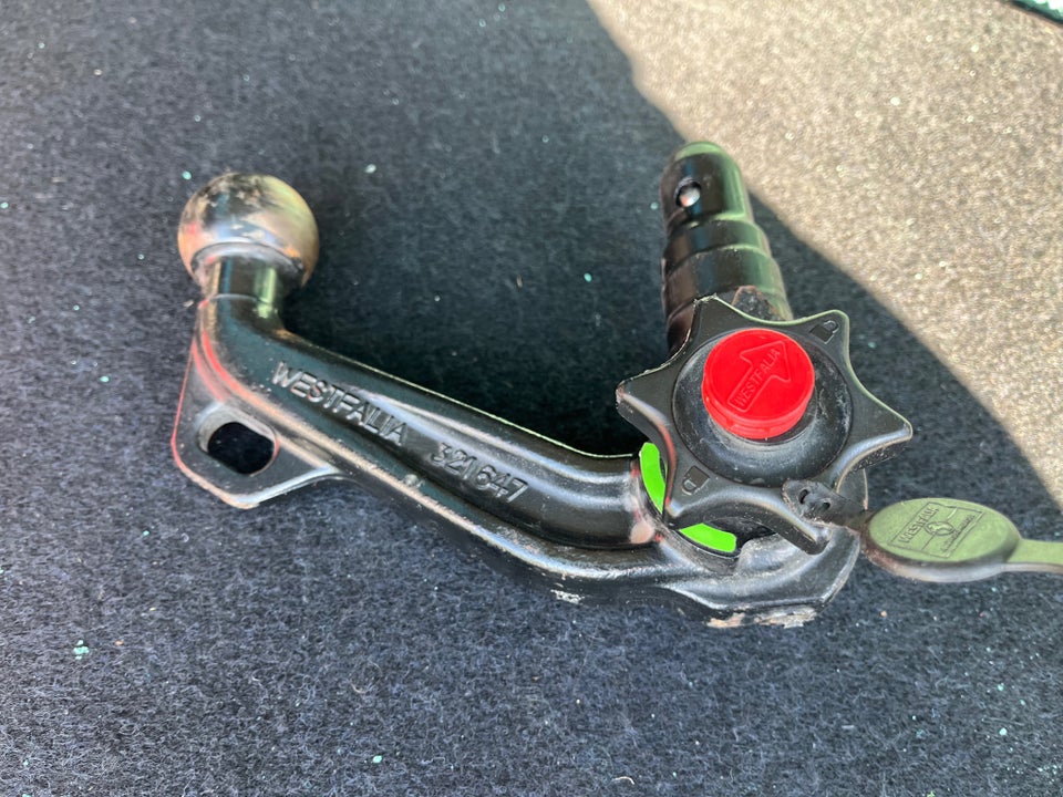 VW Caravelle 2,0 TDi 150 Comfortline DSG kort