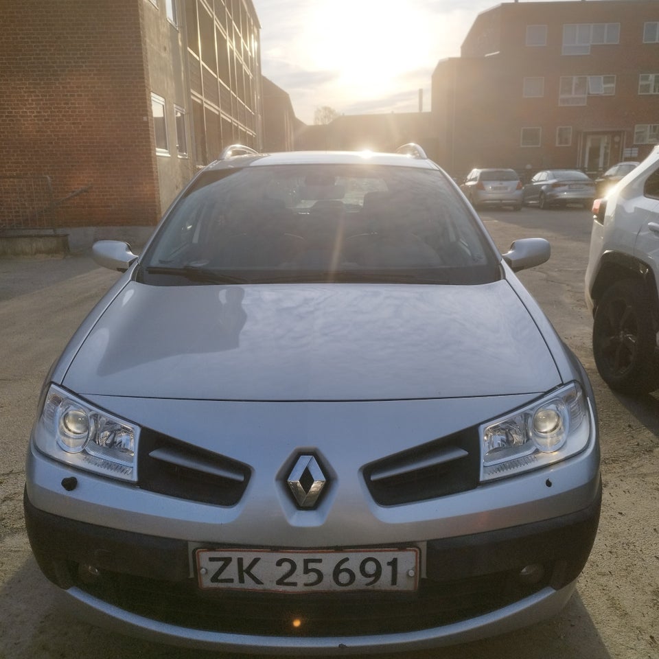 Renault Megane II 1,6 16V Touring stc. 5d