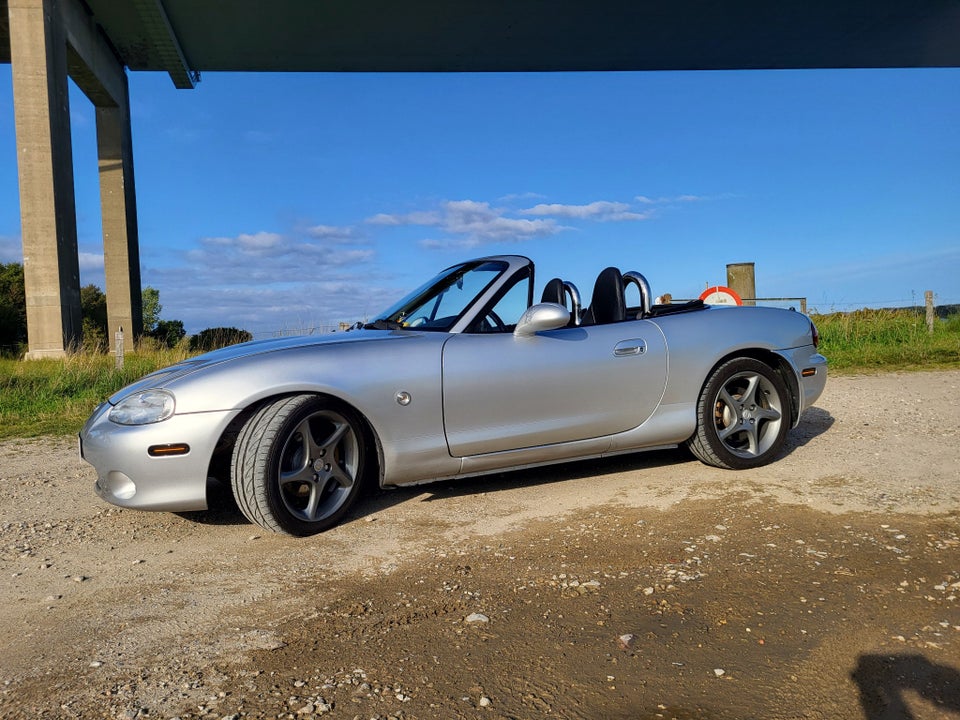 Mazda MX-5 1,8i Sport 2d