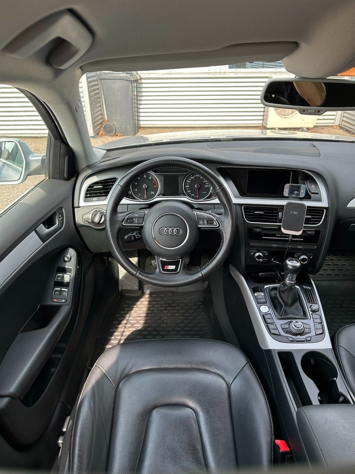 Audi A4 1,8 TFSi 120 S-line 4d